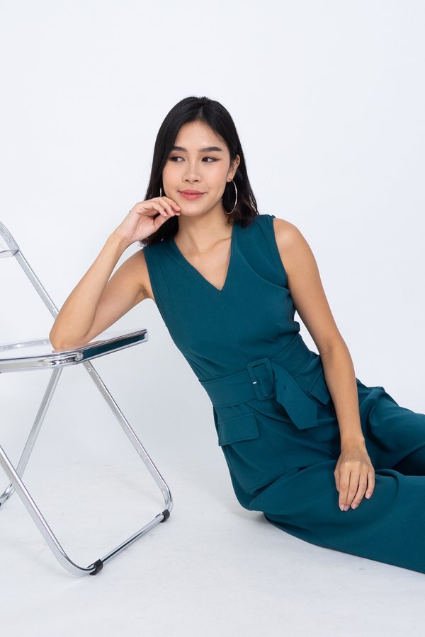 EXCLUSIVE Fumi Double Pockets V Neck Jumpsuit in Teal Green
