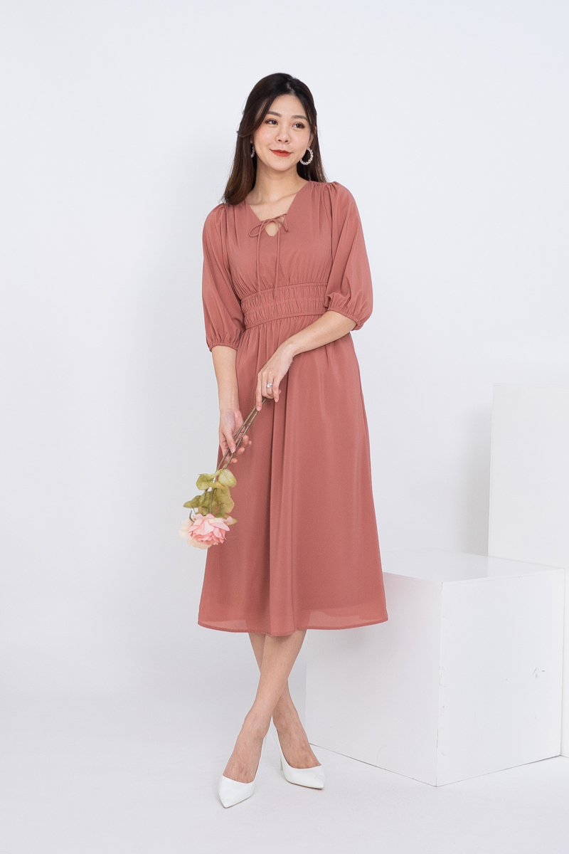 Rosé Muse chiffon pleated dress pink
