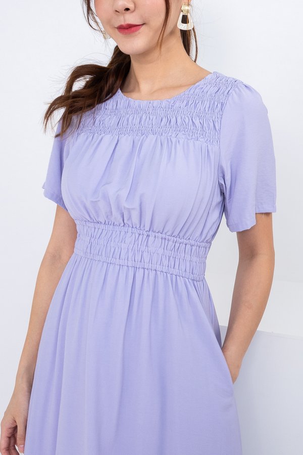 Chelsia Puffy Sleeve Ruched Midi Dress in Lilac