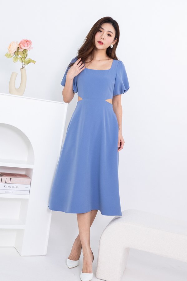Xenia Puffy Sleeve Side Cut Midi Dress in Blue