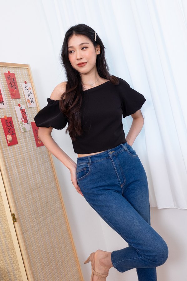 Kiyomi Puffy Sleeve Toga Top in Black