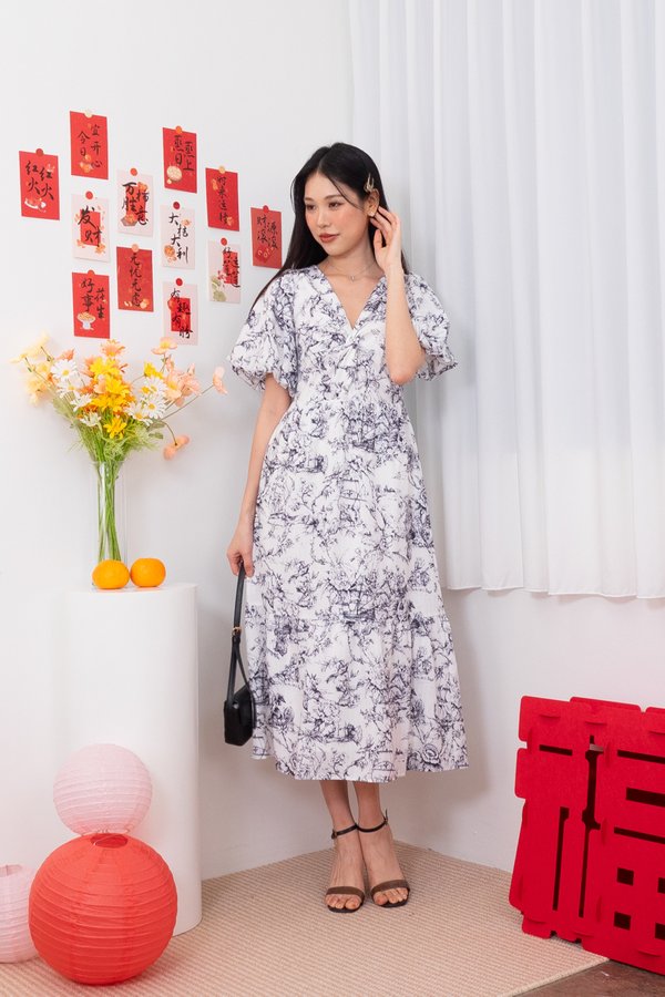 Averia Flutter Sleeve Knot Midi Dress in Black Porcelain Toile