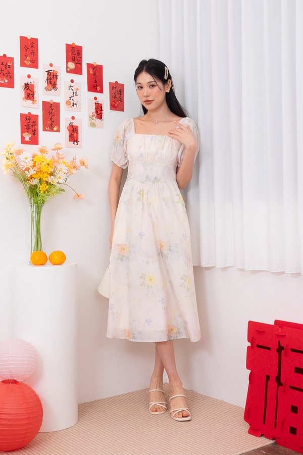 Britney Puffy Sleeves Ruched V Waist Midi Dress in Yellow Florals