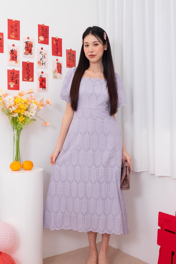 Fionn Eyelet Scallop Flutter Sleeves Midi Dress in Dust Lilac