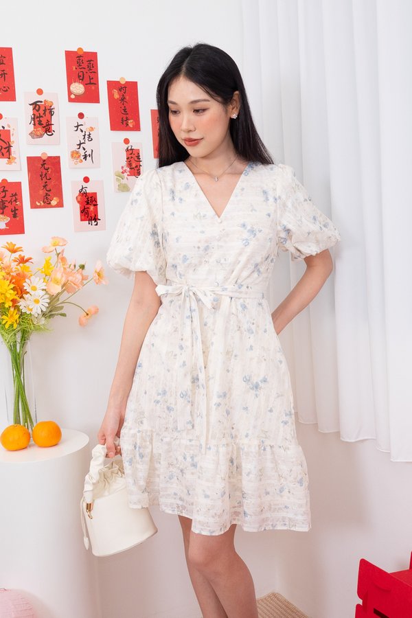 Gazelle Lattice Print Puffy Sleeve Babydoll Dress in Blue Florals