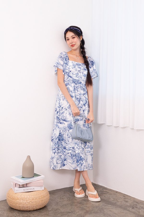 Courtney Flutter Sleeves Maxi Dress in Navy Toile