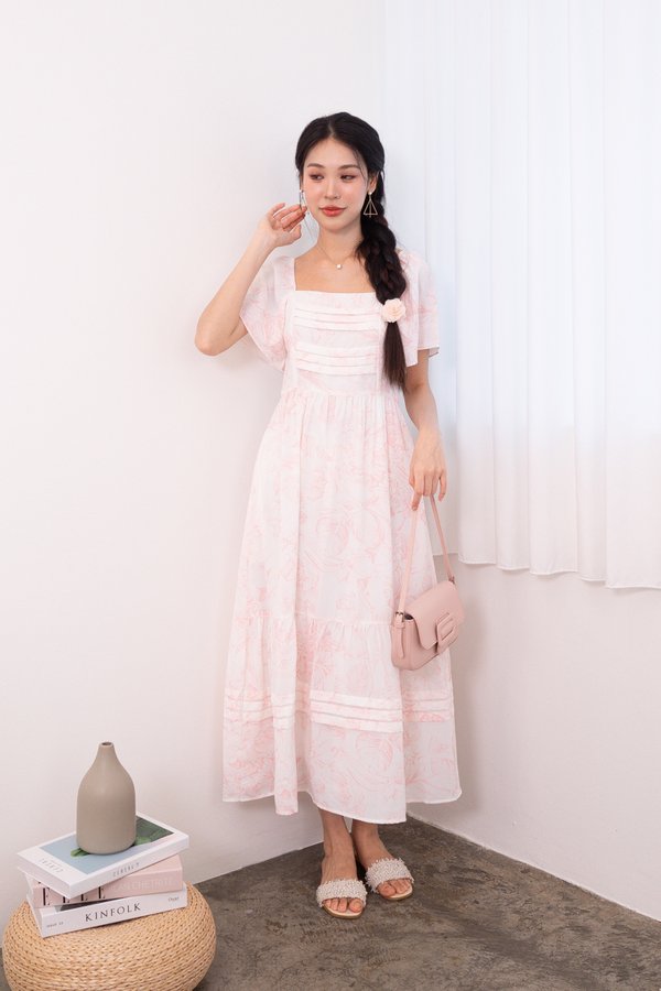Courtney Flutter Sleeves Maxi Dress in Pink Toile