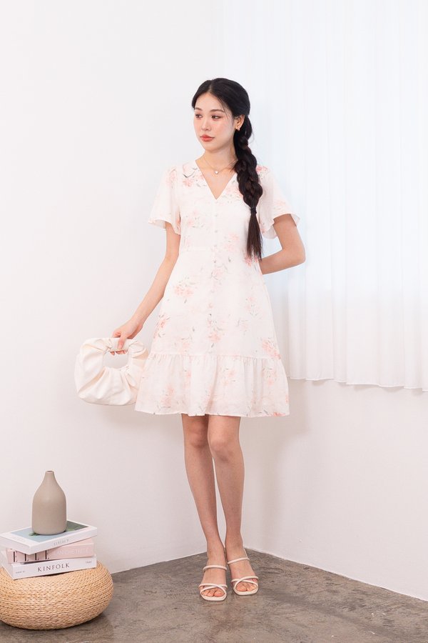 Jess Floral Flutter Sleeves Babydoll Dress in Peach Pink