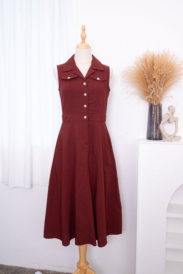 Noriko Button Down Midi Dress in Maroon