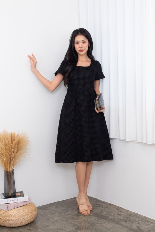 Wynelle Tweed V Waist Midi Dress in Black