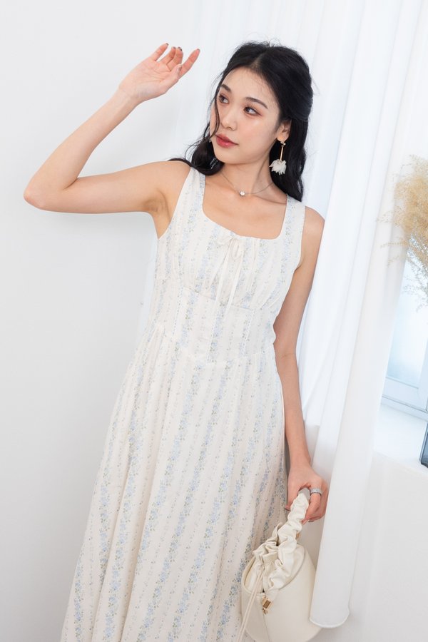 Fiona Tie Lattice Midi Dress in Blue Florals