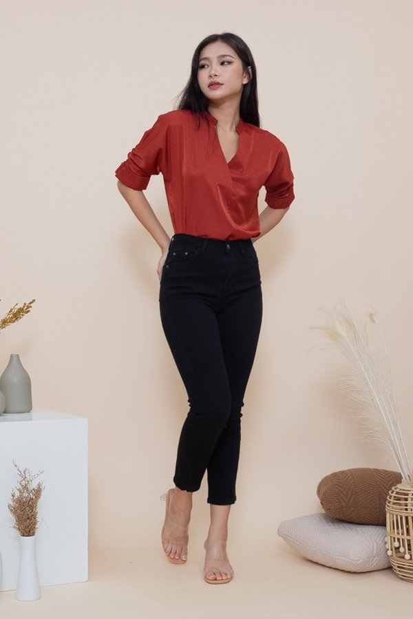 Kimberly V Neck Scrunch Sleeve Blouse in Red