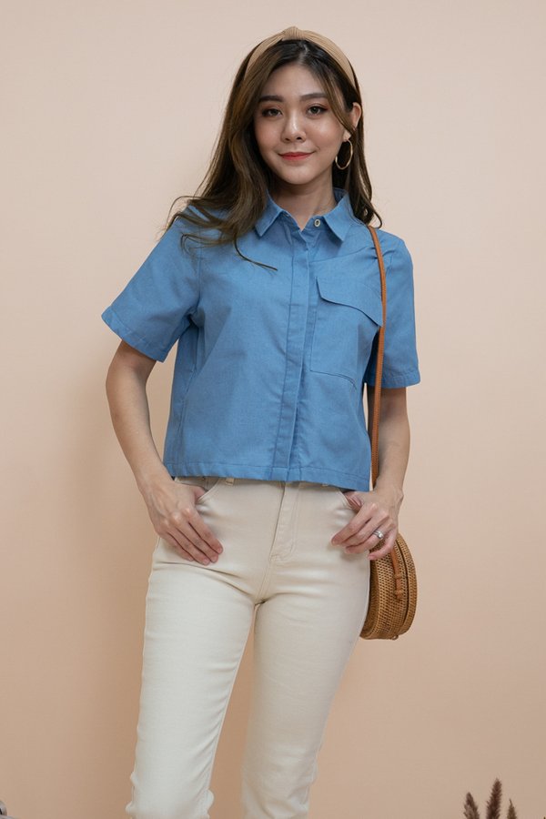 Penni Buttons Down Shirt in Light Wash