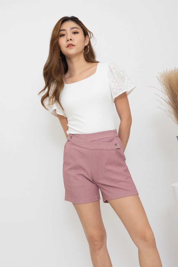 Nora Shorts in Pink