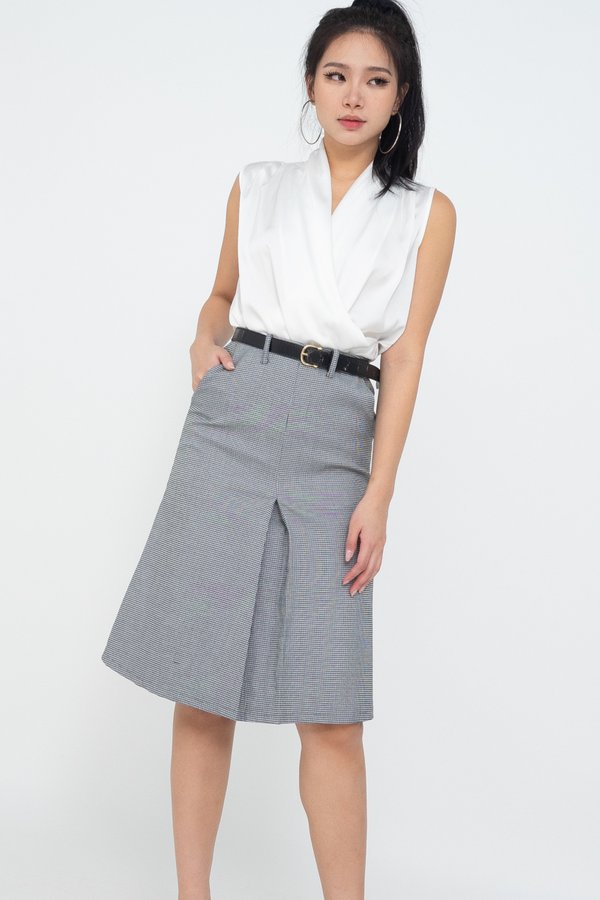 Ray A-Line Skirt in Black Houndstooth