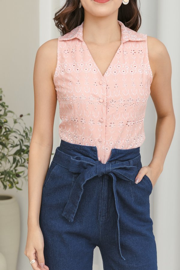 EXCLUSIVE Delia Buttons Eyelet Blouse in Pink