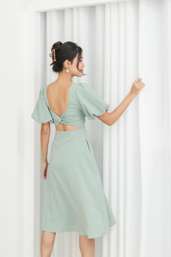 Queena Puffy Sleeves Back Bow Midi Dress in Sage
